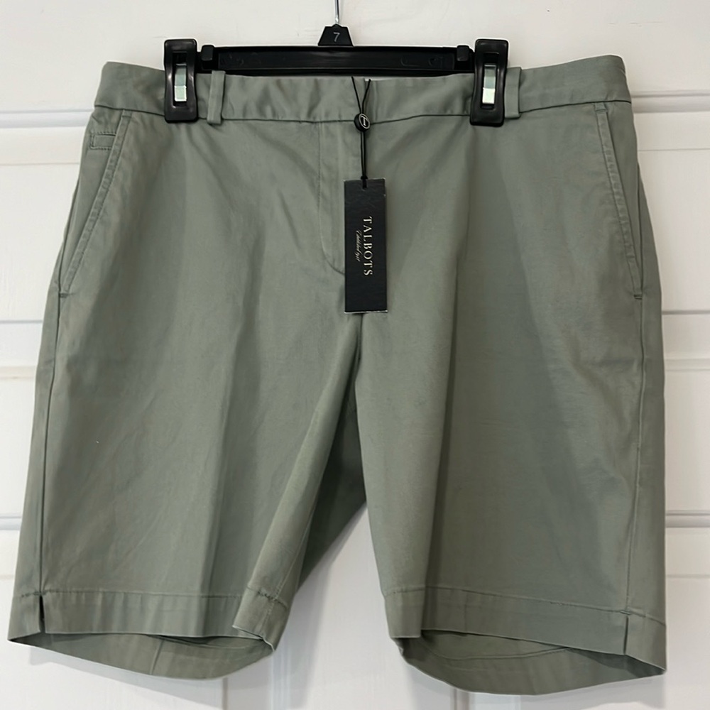 NWT Talbots Women’s Flat Front Shorts